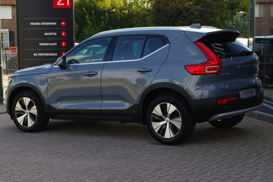 Volvo XC40 1.5 T4 Plug-in hybrid Essential Bright 211 PK PHEV, Camera, LED, Carplay, Climate Control