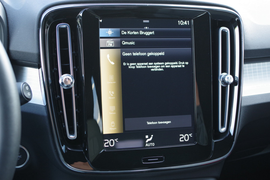 Volvo XC40 1.5 T4 Plug-in hybrid Essential Bright 211 PK PHEV, Camera, LED, Carplay, Climate Control