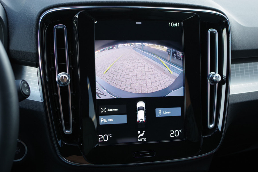 Volvo XC40 1.5 T4 Plug-in hybrid Essential Bright 211 PK PHEV, Camera, LED, Carplay, Climate Control
