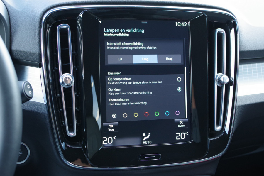 Volvo XC40 1.5 T4 Plug-in hybrid Essential Bright 211 PK PHEV, Camera, LED, Carplay, Climate Control