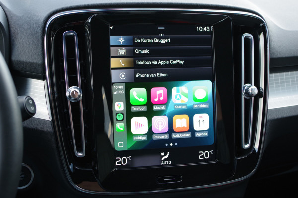 Volvo XC40 1.5 T4 Plug-in hybrid Essential Bright 211 PK PHEV, Camera, LED, Carplay, Climate Control