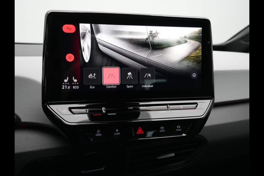 Volkswagen ID.3 First Plus 58 kWh Navigatie Carplay stoel/stuurverwarming Camera Acc  10