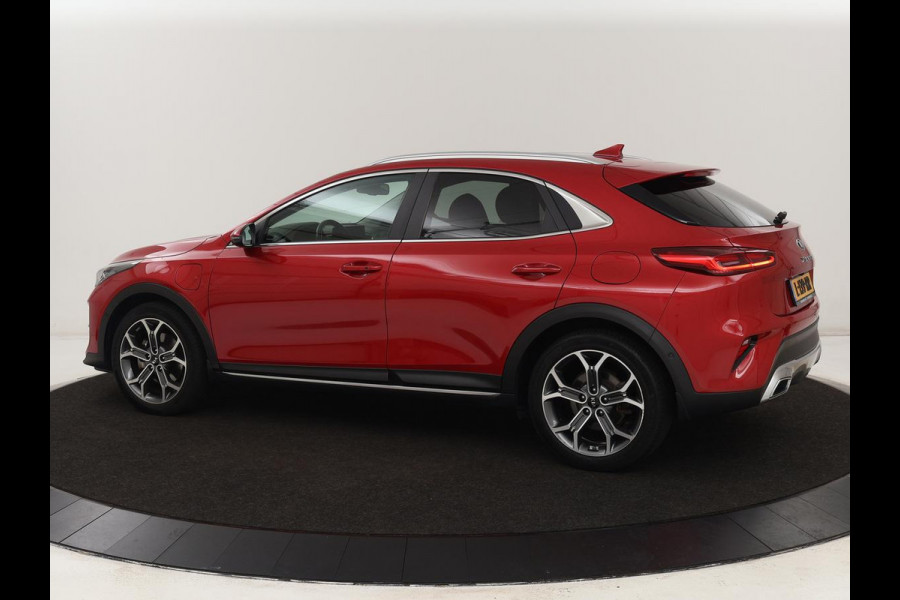 Kia Xceed 1.6 GDi PHEV DynamicLine | Automaat | Carplay | Stuurverwarming | Stoelverwarming | Adaptive cruise | Climate control | Camera | Navigatie | LMV 18 inch | LED
