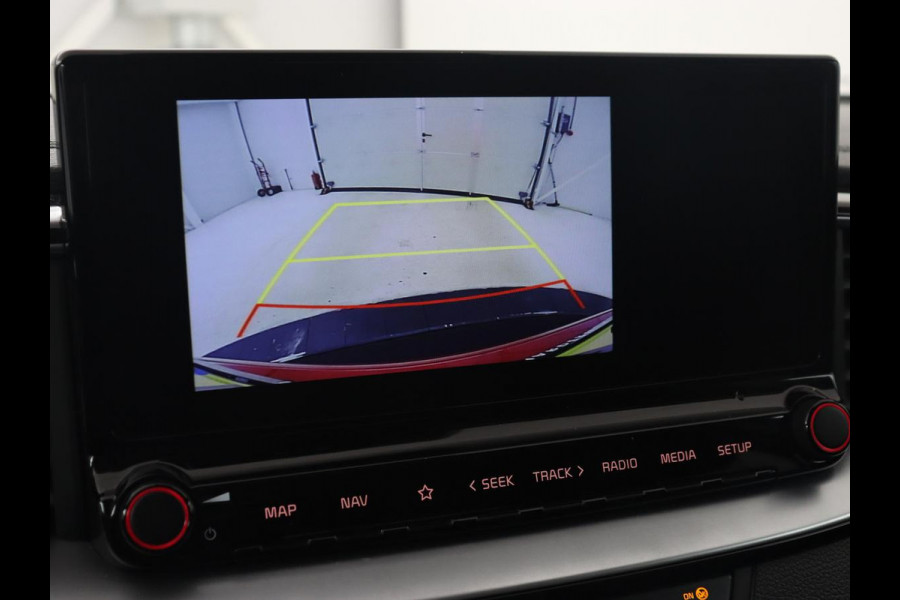 Kia Xceed 1.6 GDi PHEV DynamicLine | Automaat | Carplay | Stuurverwarming | Stoelverwarming | Adaptive cruise | Climate control | Camera | Navigatie | LMV 18 inch | LED