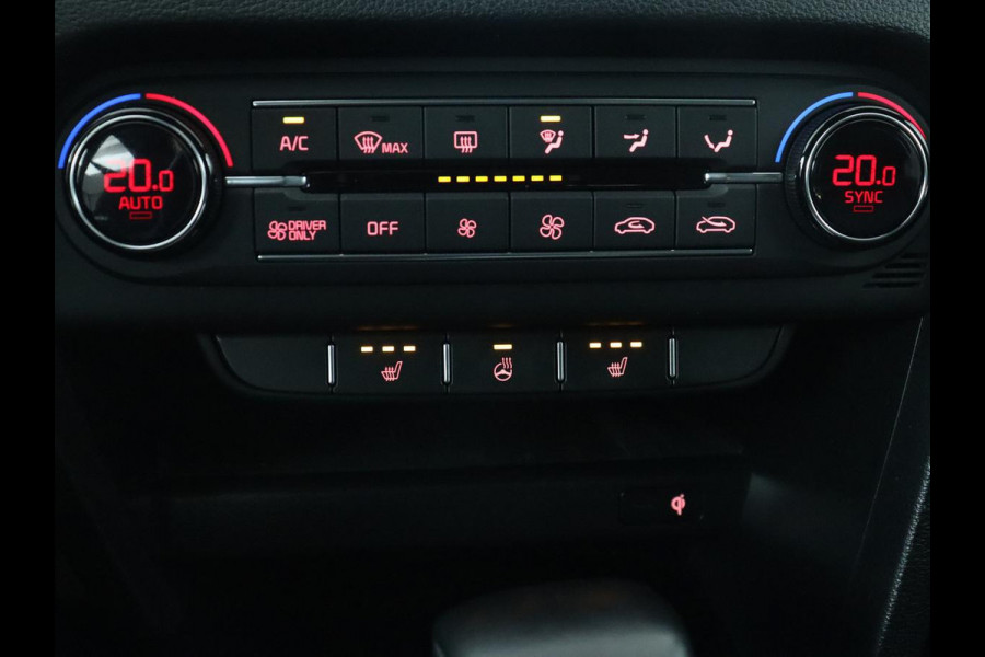 Kia Xceed 1.6 GDi PHEV DynamicLine | Automaat | Carplay | Stuurverwarming | Stoelverwarming | Adaptive cruise | Climate control | Camera | Navigatie | LMV 18 inch | LED