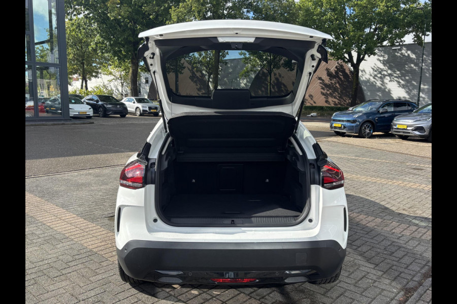 Citroën Ë-C4 Shine 50 kWh VAN: 19.400,- VOOR: 17.770,- UW HERFSTVOORDEEL: 1.630,- EURO | ORIG.NL AUTO | DEALER ONDERHOUDEN | RIJKLAARPRIJS INCL. 12MND BOVAG | LEDERPAKKET MET ELECTR STOEL |