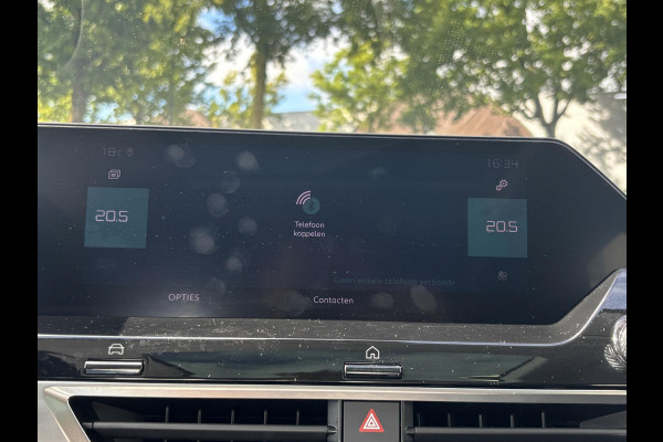 Citroën Ë-C4 Shine 50 kWh VAN: 19.400,- VOOR: 17.770,- UW HERFSTVOORDEEL: 1.630,- EURO | ORIG.NL AUTO | DEALER ONDERHOUDEN | RIJKLAARPRIJS INCL. 12MND BOVAG | LEDERPAKKET MET ELECTR STOEL |