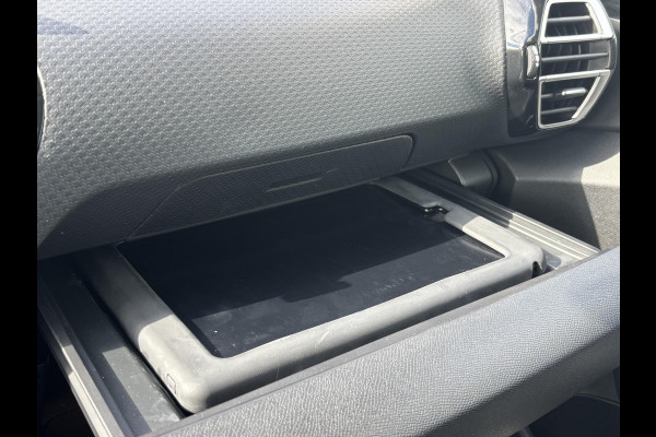 Citroën Ë-C4 Shine 50 kWh VAN: 19.400,- VOOR: 17.770,- UW HERFSTVOORDEEL: 1.630,- EURO | ORIG.NL AUTO | DEALER ONDERHOUDEN | RIJKLAARPRIJS INCL. 12MND BOVAG | LEDERPAKKET MET ELECTR STOEL |