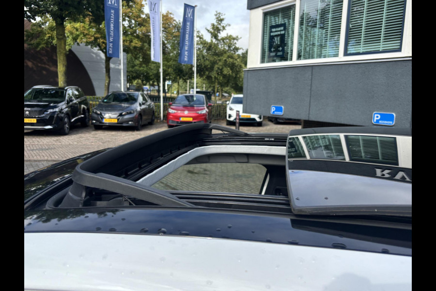 Citroën Ë-C4 Shine 50 kWh VAN: 19.400,- VOOR: 17.770,- UW HERFSTVOORDEEL: 1.630,- EURO | ORIG.NL AUTO | DEALER ONDERHOUDEN | RIJKLAARPRIJS INCL. 12MND BOVAG | LEDERPAKKET MET ELECTR STOEL |