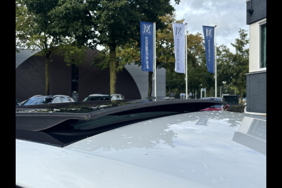 Citroën Ë-C4 Shine 50 kWh VAN: 19.400,- VOOR: 17.770,- UW HERFSTVOORDEEL: 1.630,- EURO | ORIG.NL AUTO | DEALER ONDERHOUDEN | RIJKLAARPRIJS INCL. 12MND BOVAG | LEDERPAKKET MET ELECTR STOEL |