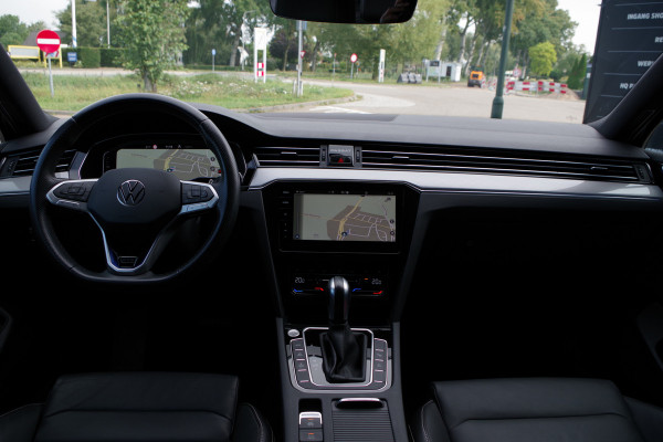 Volkswagen Passat Variant 1.4 TSI 218 PK GTE Business PHEV, Trekhaak, Leder, Memory