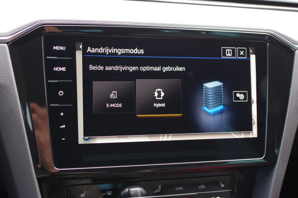 Volkswagen Passat Variant 1.4 TSI 218 PK GTE Business PHEV, Trekhaak, Leder, Memory