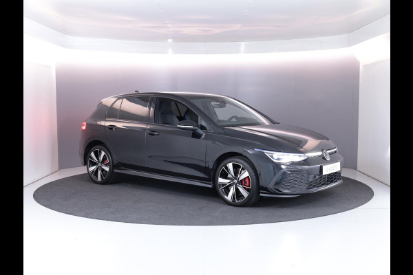 Volkswagen Golf 1.4 eHybrid GTE 245 pk Automaat (DSG) | Navigatie | Trekhaak (afneembaar) | Parkeersensoren | Achteruitrijcamera | Matrix LED koplampen | Stoelverwarming | Volkswagen Golf 1.4 eHybrid GTE 245 pk Automaat (DSG) | Navigatie | Trekhaak (afneembaar) | Parkeersensoren | Achteruitrijcamera | Matrix LED koplampen | Stoelverwarming |