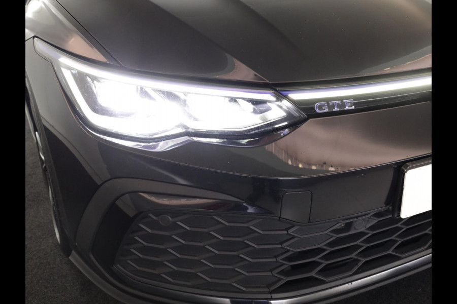 Volkswagen Golf 1.4 eHybrid GTE 245 pk Automaat (DSG) | Navigatie | Trekhaak (afneembaar) | Parkeersensoren | Achteruitrijcamera | Matrix LED koplampen | Stoelverwarming | Volkswagen Golf 1.4 eHybrid GTE 245 pk Automaat (DSG) | Navigatie | Trekhaak (afneembaar) | Parkeersensoren | Achteruitrijcamera | Matrix LED koplampen | Stoelverwarming |