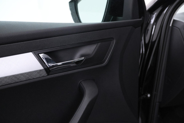 Škoda Karoq 1.0 TSI Ambition Nw. Model, Navigatie, Climate, Škoda Karoq 1.0 TSI Ambition Nw. Model, Navigatie, Climate,