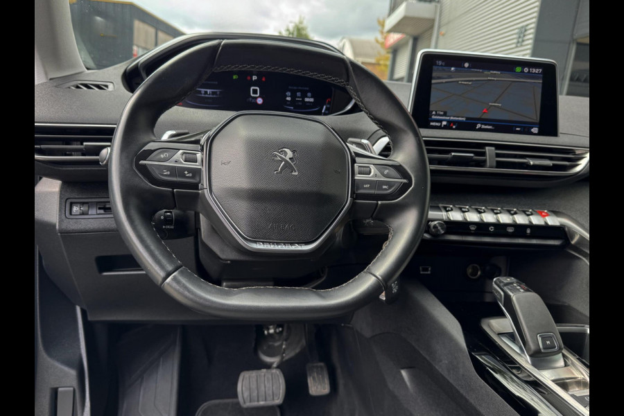 Peugeot 3008 1.2 PureTech Allure -AUTOMAAT I Navigatie I LED/PDC I Achteruitrij camera I Airco I Sport velgen I Dealer onderhouden