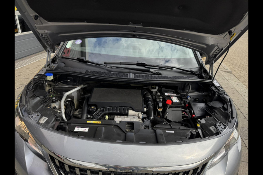 Peugeot 3008 1.2 PureTech Allure -AUTOMAAT I Navigatie I LED/PDC I Achteruitrij camera I Airco I Sport velgen I Dealer onderhouden