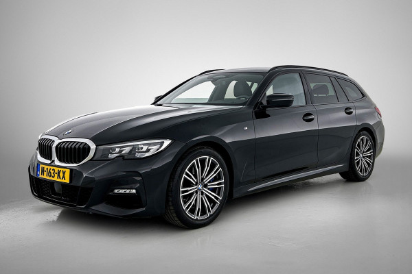 BMW 3 Serie Touring 330i M-SPORT Business Edition Plus(Dealer OnderH, Navi, Camera, Lane Assist, Active Cruise, PDC V+A Etc)