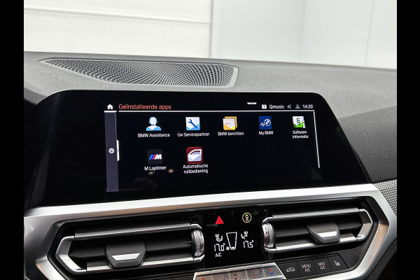 BMW 3 Serie Touring 330i M-SPORT Business Edition Plus(Dealer OnderH, Navi, Camera, Lane Assist, Active Cruise, PDC V+A Etc)