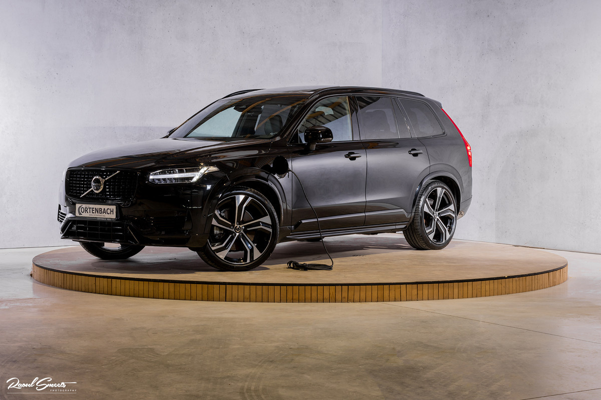 Volvo XC90 2.0 T8 Recharge AWD Ultimate Dark | Long Range | Luchtvering | Adaptieve cruise | Memory stoelen | Panorama dak |