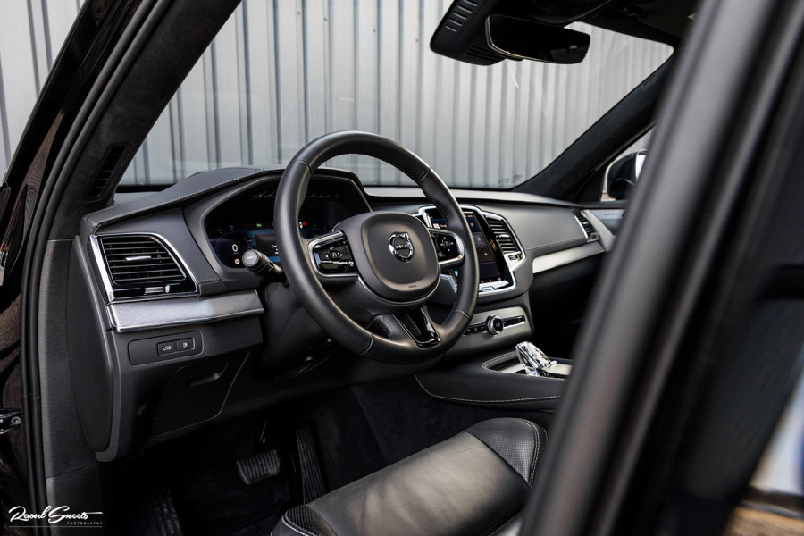 Volvo XC90 2.0 T8 Recharge AWD Ultimate Dark | Long Range | Luchtvering | Adaptieve cruise | Memory stoelen | Panorama dak |