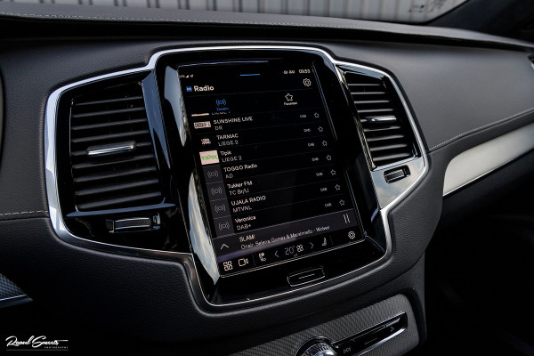 Volvo XC90 2.0 T8 Recharge AWD Ultimate Dark | Long Range | Luchtvering | Adaptieve cruise | Memory stoelen | Panorama dak |
