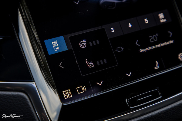 Volvo XC90 2.0 T8 Recharge AWD Ultimate Dark | Long Range | Luchtvering | Adaptieve cruise | Memory stoelen | Panorama dak |