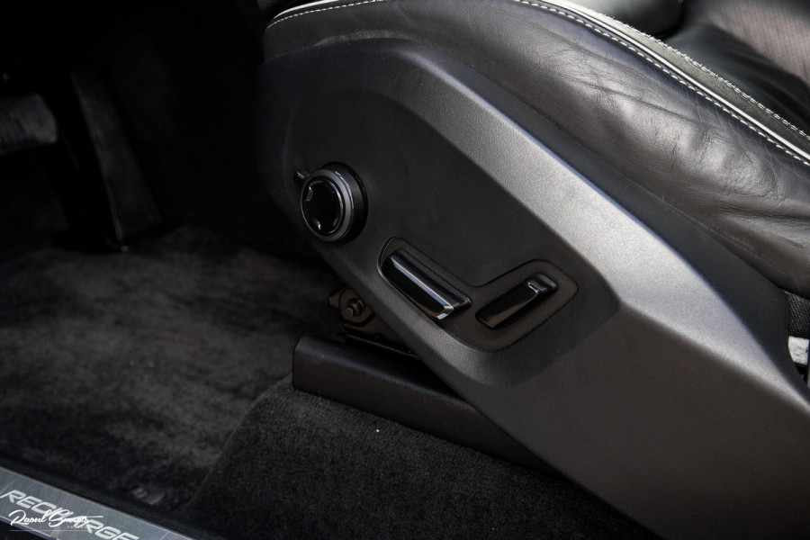 Volvo XC90 2.0 T8 Recharge AWD Ultimate Dark | Long Range | Luchtvering | Adaptieve cruise | Memory stoelen | Panorama dak |