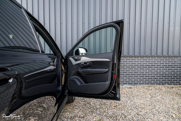 Volvo XC90 2.0 T8 Recharge AWD Ultimate Dark | Long Range | Luchtvering | Adaptieve cruise | Memory stoelen | Panorama dak |