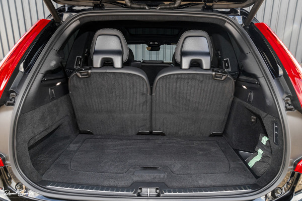 Volvo XC90 2.0 T8 Recharge AWD Ultimate Dark | Long Range | Luchtvering | Adaptieve cruise | Memory stoelen | Panorama dak |
