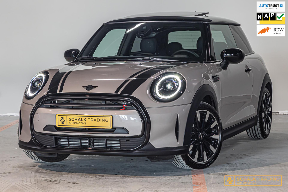 MINI Mini 1.5 Cooper Camden Edition|Pano|Leder|NAP|Garantie MINI Mini 1.5 Cooper Camden Edition|Pano|Leder|NAP|Garantie