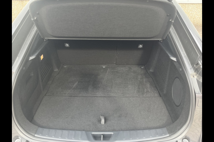 Mazda 6e Takumi 68.8 kWh, 258pk, 1500kg trekgewicht