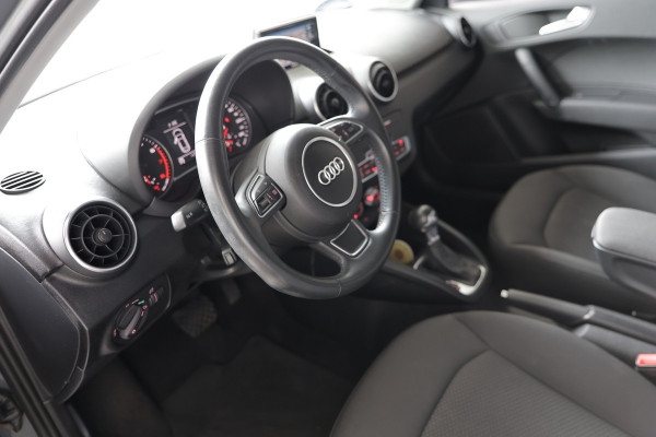Audi A1 1.0 TFSI AUTOM S-Line NAVI '18