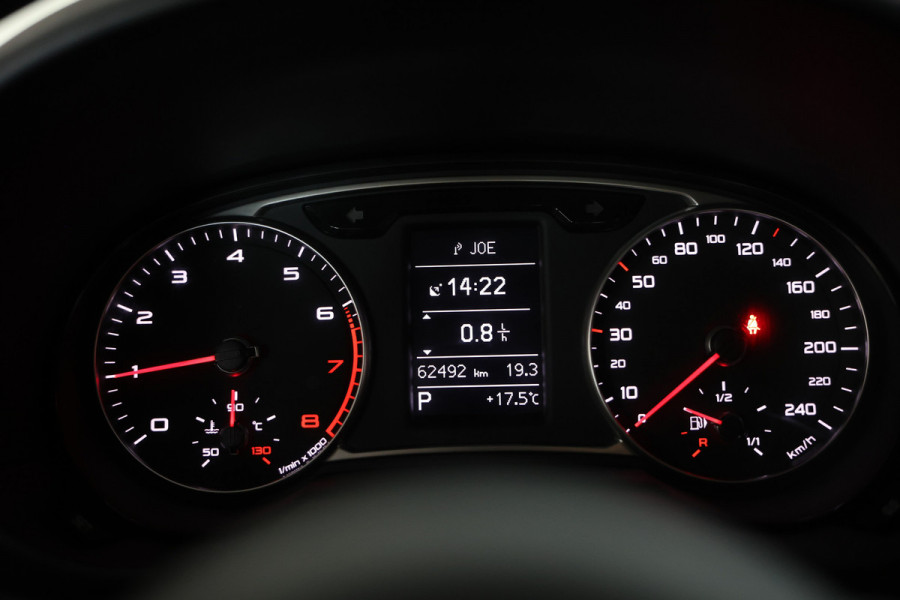Audi A1 1.0 TFSI AUTOM S-Line NAVI '18