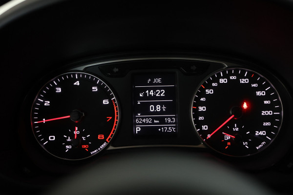Audi A1 1.0 TFSI AUTOM S-Line NAVI '18