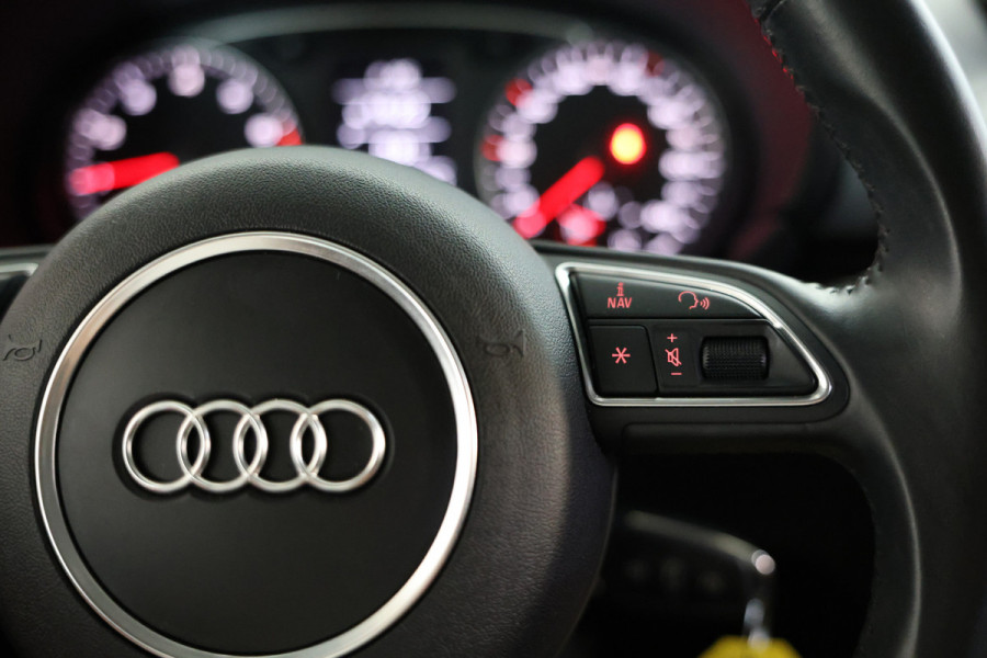 Audi A1 1.0 TFSI AUTOM S-Line NAVI '18