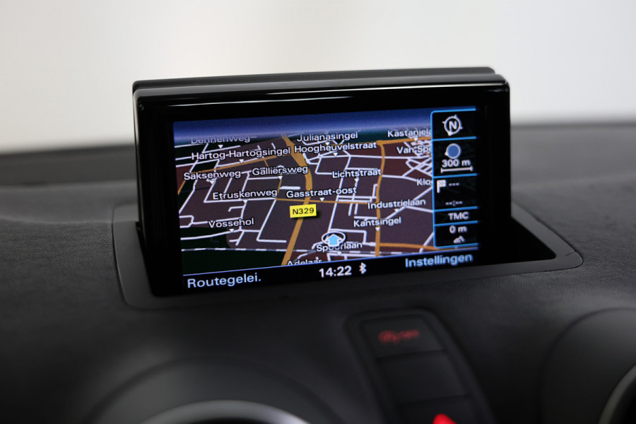 Audi A1 1.0 TFSI AUTOM S-Line NAVI '18