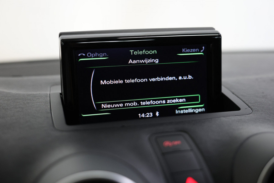 Audi A1 1.0 TFSI AUTOM S-Line NAVI '18