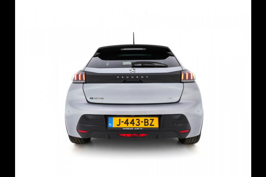 Peugeot e-208 EV GT-Line 350 50 kWh (INCL-BTW) *PANO | FULL-LED | DIGI-COCKPIT | BLINDSPOT | CAMERA | LEATHER-ALCANTARA | AMBIENT-LIGHT | NAVI-FULLMAP | LANE-ASSIST | KEYLESS | DAB | CCS-FASTLOADER | HEATED-SPORTSEATS | 17"ALU Peugeot e-208 EV GT-Line 350 50 kWh (INCL-BTW) *PANO | FULL-LED | DIGI-COCKPIT | BLINDSPOT | CAMERA | LEATHER-ALCANTARA | AMBIENT-LIGHT | NAVI-FULLMAP | LANE-ASSIST | KEYLESS | DAB | CCS-FASTLOADER | HEATED-SPORTSEATS | 17"ALU