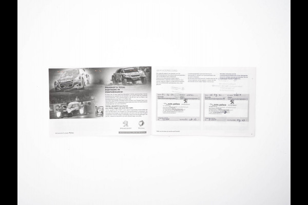 Peugeot e-208 EV GT-Line 350 50 kWh (INCL-BTW) *PANO | FULL-LED | DIGI-COCKPIT | BLINDSPOT | CAMERA | LEATHER-ALCANTARA | AMBIENT-LIGHT | NAVI-FULLMAP | LANE-ASSIST | KEYLESS | DAB | CCS-FASTLOADER | HEATED-SPORTSEATS | 17"ALU Peugeot e-208 EV GT-Line 350 50 kWh (INCL-BTW) *PANO | FULL-LED | DIGI-COCKPIT | BLINDSPOT | CAMERA | LEATHER-ALCANTARA | AMBIENT-LIGHT | NAVI-FULLMAP | LANE-ASSIST | KEYLESS | DAB | CCS-FASTLOADER | HEATED-SPORTSEATS | 17"ALU