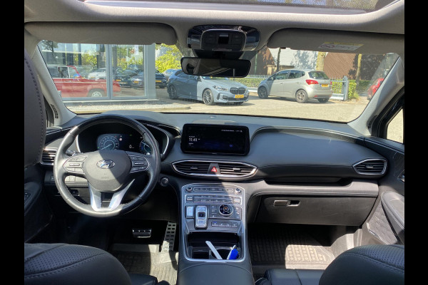Hyundai Santa Fe 1.6 T-GDI PHEV Premium Sky VAN: 37.900,- VOOR: 35.440,- UW HERFSTVOORDEEL: 2.460,- EURO | RIJKLAARPRIJS INCL. 12MND BOVAG