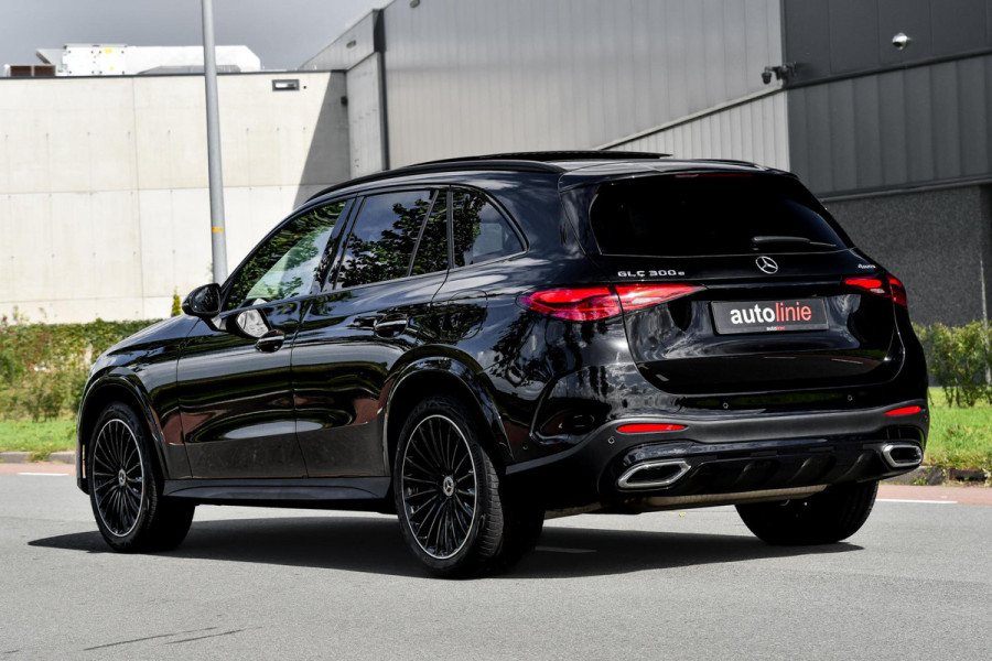 Mercedes-Benz GLC 300e 4MATIC AMG. Luchtv, NappaLeder, 4W sturing, Pano, Digital, Memory, Distro+, 360, HUD, Burm, Keyless!