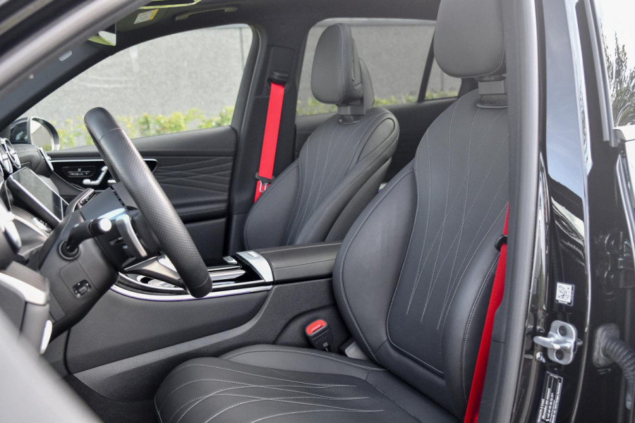 Mercedes-Benz GLC 300e 4MATIC AMG. Luchtv, NappaLeder, 4W sturing, Pano, Digital, Memory, Distro+, 360, HUD, Burm, Keyless!