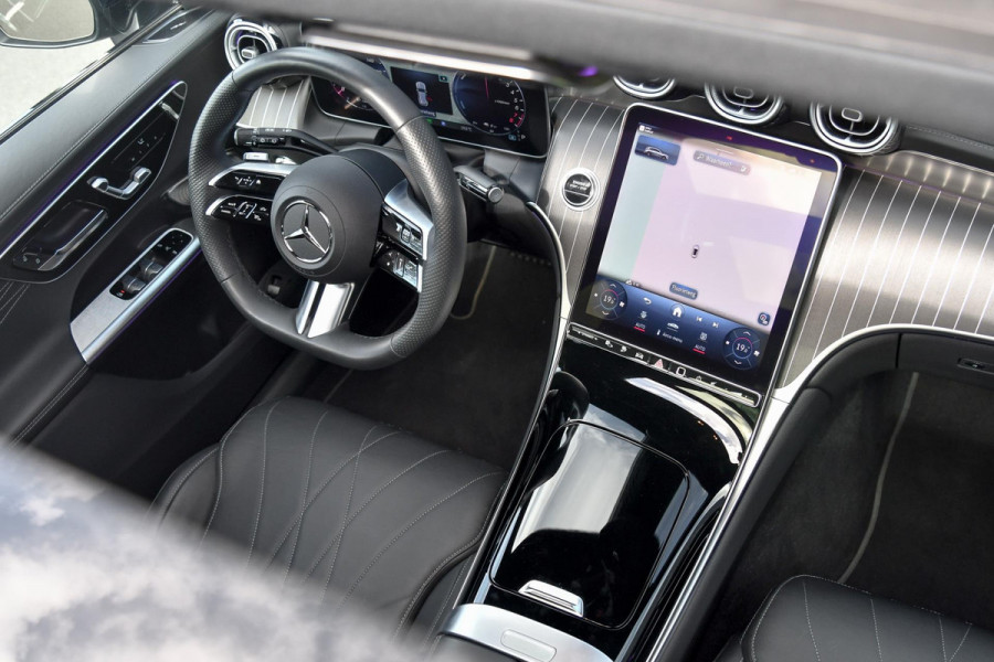 Mercedes-Benz GLC 300e 4MATIC AMG. Luchtv, NappaLeder, 4W sturing, Pano, Digital, Memory, Distro+, 360, HUD, Burm, Keyless!