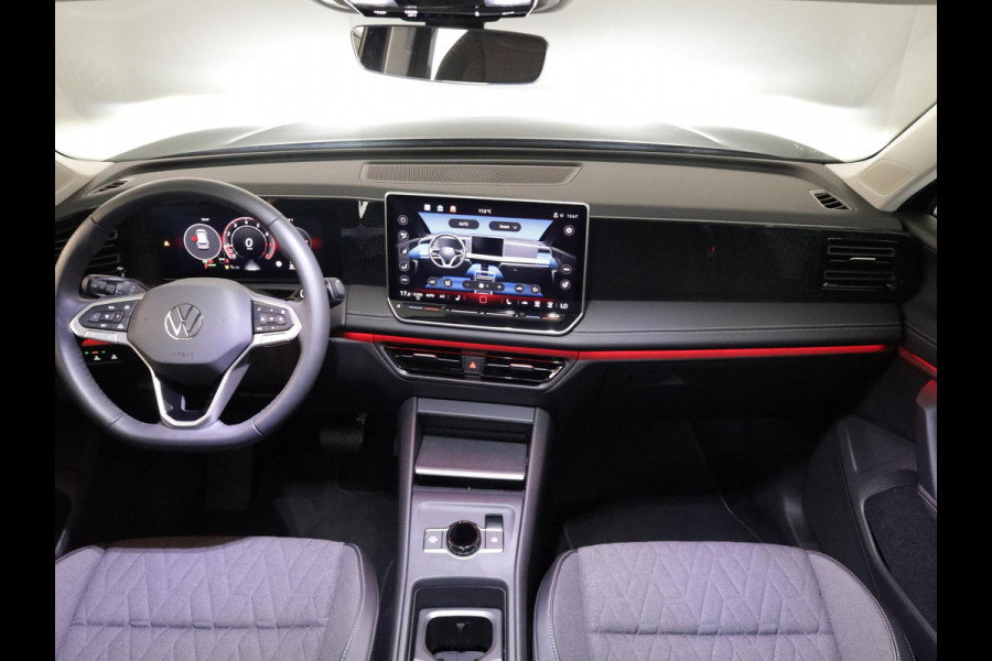 Volkswagen Tiguan 1.5 eTSI Life Edition 130 pk Automaat (DSG) | Navigatie | Elektr. trekhaak | Stoelverwarming | Parkeersensoren | 18"LM velgen  Achteruitrijcamera | Volkswagen Tiguan 1.5 eTSI Life Edition 130 pk Automaat (DSG) | Navigatie | Elektr. trekhaak | Stoelverwarming | Parkeersensoren | 18"LM velgen  Achteruitrijcamera |