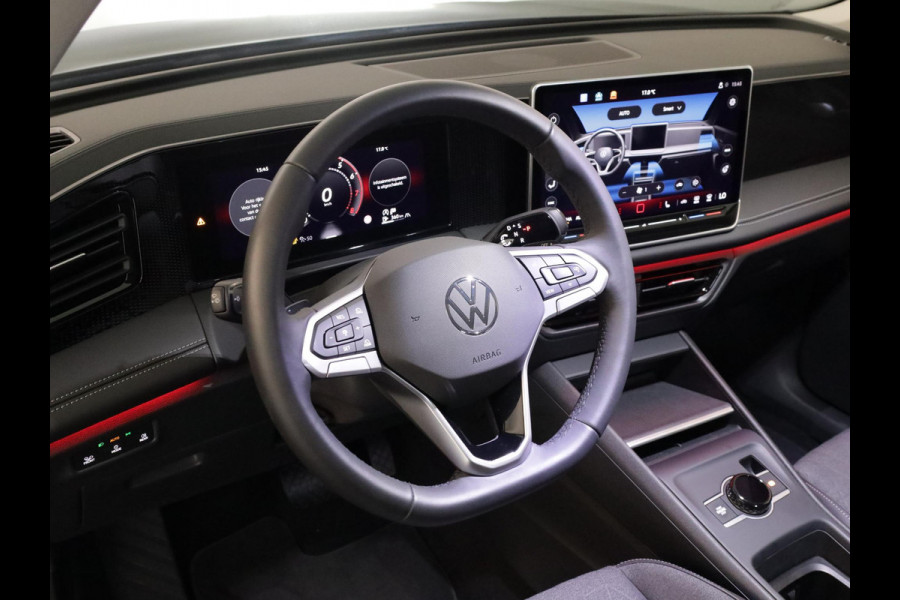 Volkswagen Tiguan 1.5 eTSI Life Edition 130 pk Automaat (DSG) | Navigatie | Elektr. trekhaak | Stoelverwarming | Parkeersensoren | 18"LM velgen  Achteruitrijcamera | Volkswagen Tiguan 1.5 eTSI Life Edition 130 pk Automaat (DSG) | Navigatie | Elektr. trekhaak | Stoelverwarming | Parkeersensoren | 18"LM velgen  Achteruitrijcamera |