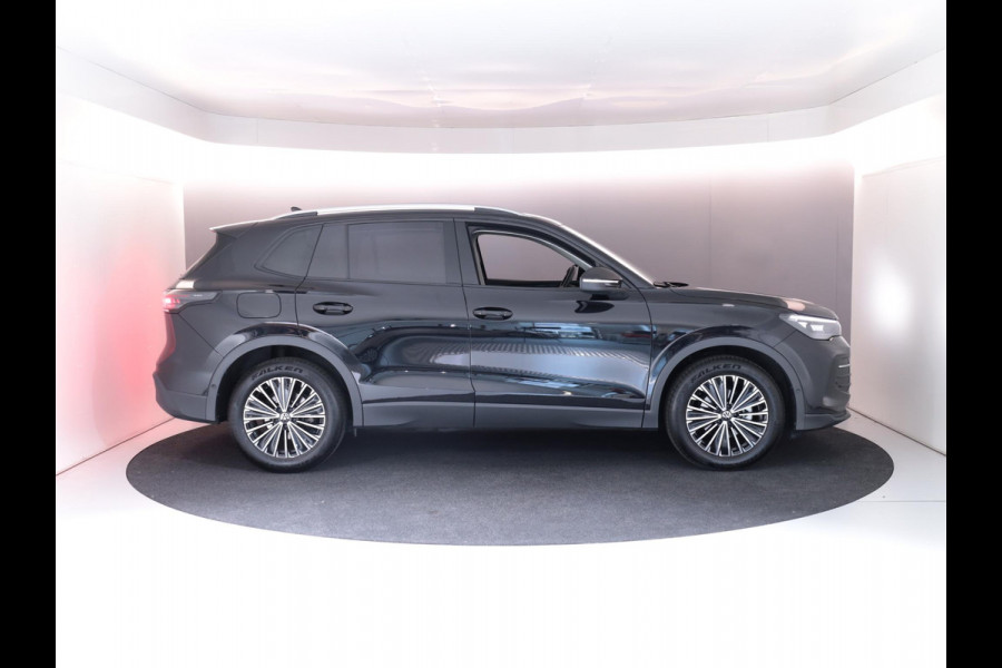 Volkswagen Tiguan 1.5 eTSI Life Edition 130 pk Automaat (DSG) | Navigatie | Elektr. trekhaak | Stoelverwarming | Parkeersensoren | 18"LM velgen  Achteruitrijcamera | Volkswagen Tiguan 1.5 eTSI Life Edition 130 pk Automaat (DSG) | Navigatie | Elektr. trekhaak | Stoelverwarming | Parkeersensoren | 18"LM velgen  Achteruitrijcamera |