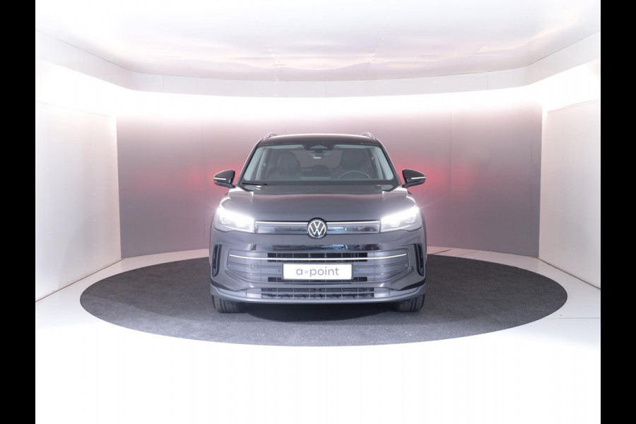 Volkswagen Tiguan 1.5 eTSI Life Edition 130 pk Automaat (DSG) | Navigatie | Elektr. trekhaak | Stoelverwarming | Parkeersensoren | 18"LM velgen  Achteruitrijcamera | Volkswagen Tiguan 1.5 eTSI Life Edition 130 pk Automaat (DSG) | Navigatie | Elektr. trekhaak | Stoelverwarming | Parkeersensoren | 18"LM velgen  Achteruitrijcamera |