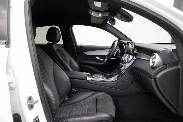 Mercedes-Benz GLC Coupé 300e 4MATIC AMG Premium, Nightpack, Widescreen, Hybrid