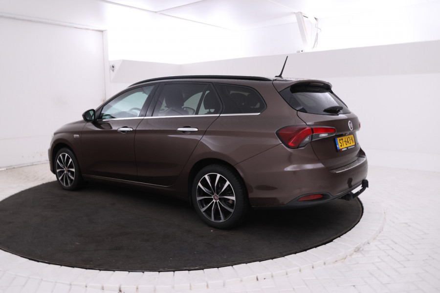 Fiat Tipo Stationwagon 1.6 MultiJet 16v Business Lusso Trekhaak, Navigatie, Airco, Volleder.